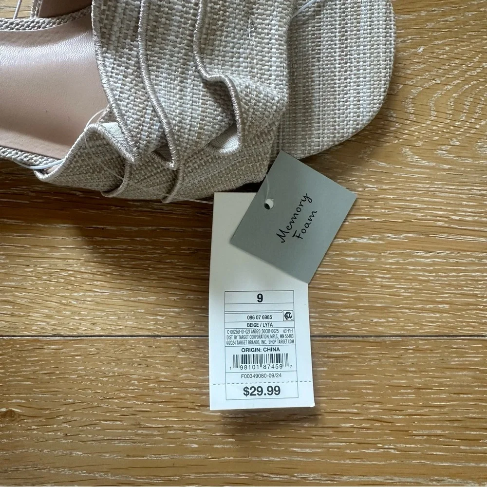 A New Day Memory Foam Sandals - Picture 4 of 6